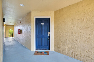 5156 Conroy Rd, Unit 1134 in Orlando, FL - Foto de edificio - Building Photo