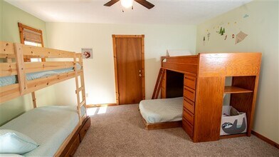 328 Sharp Top Cir in Blairsville, GA - Building Photo - Building Photo