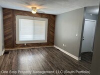 225 Lexington Rd photo'