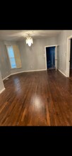 2326 N Harding Ave, Unit 1 in Chicago, IL - Foto de edificio - Building Photo