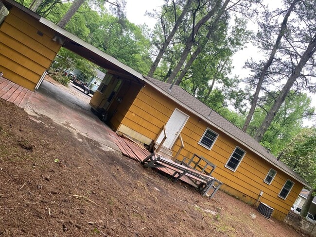 1124 Cardwell Ln in Birmingham, AL - Building Photo - Building Photo
