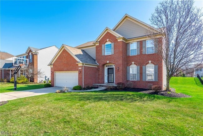 2691 Saddle Creek in Avon, OH - Foto de edificio - Building Photo