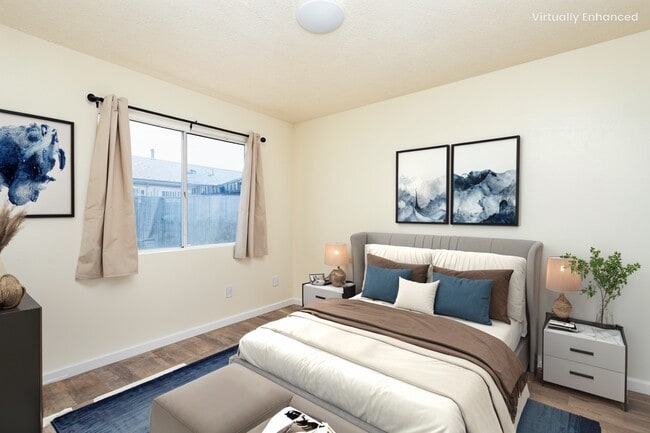 526 Greystone Ln in Hemet, CA - Foto de edificio - Building Photo