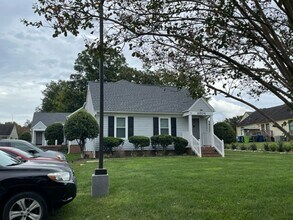 4804 Hoyle Dr in Raleigh, NC - Building Photo - Building Photo