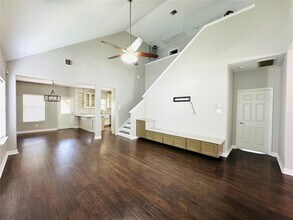 9115 Golden Foliage Trail in Humble, TX - Building Photo - Building Photo