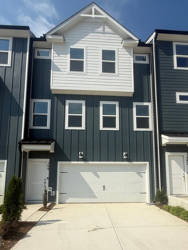 property at 794 Larkspur Bowl Way
