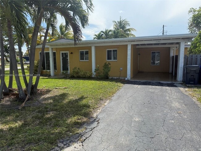 530 N 66th Ave in Hollywood, FL - Building Photo - Building Photo