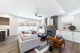 5017 WHISPER CT in Columbia, MO - Building Photo