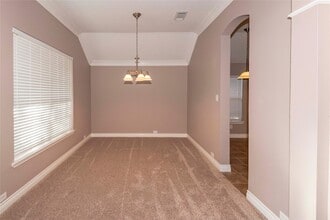 13715 Cypresswood Crossing Blvd in Houston, TX - Building Photo - Building Photo