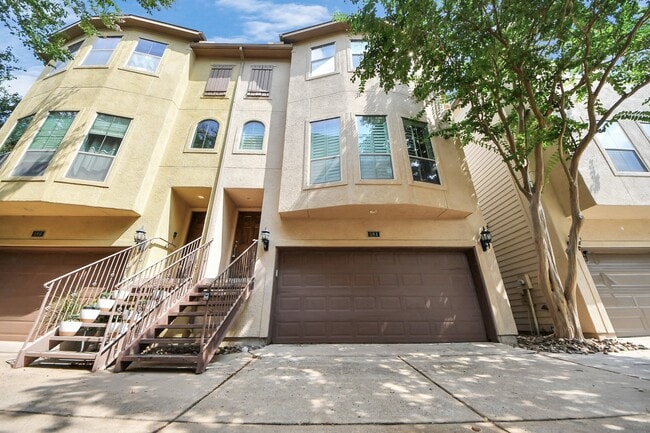 property at 584 Bomar St