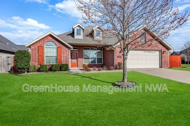 property at 4405 SW Eggersway Pl