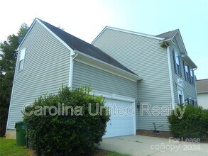 1058 Pepperwood Pl in Lake Wylie, SC - Building Photo - Building Photo