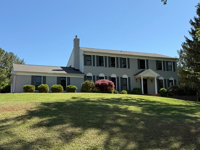 property at 10904 Belgravia Ct