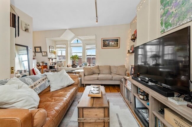 73 Main St in Boston, MA - Building Photo - Building Photo