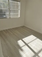 3621 NW 95th Ter, Unit 5 in Sunrise, FL - Building Photo - Building Photo