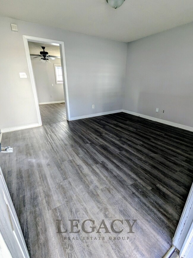 330 Vivelle Ave in Nashville, TN - Building Photo - Building Photo