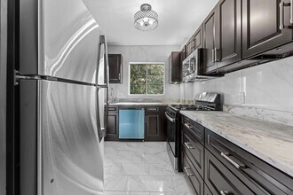 1649 Preston Rd, Unit 1649 in Alexandria, VA - Building Photo - Building Photo