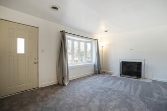 7709 Ravine Dr in Fort Washington, MD - Building Photo - Building Photo