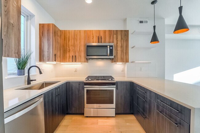 2828 W 25th Ave in Denver, CO - Building Photo - Building Photo