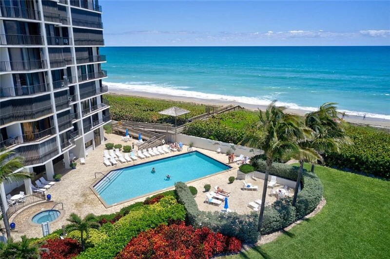 9650 S Ocean Dr in Jensen Beach, FL - Building Photo