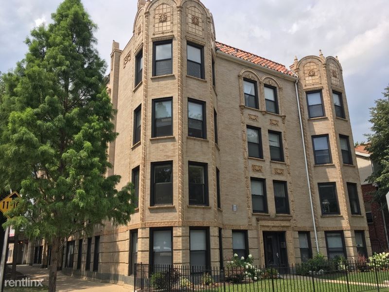 1108 W Balmoral Ave in Chicago, IL - Building Photo