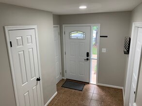 244 Greenfield Ct, Unit LL in Sterling, VA - Building Photo - Building Photo