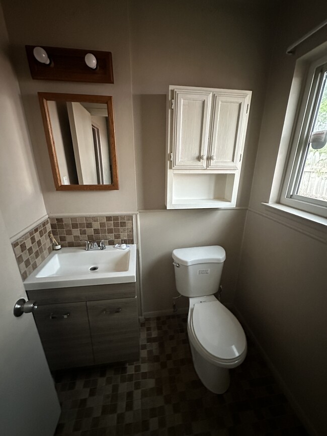 25043 Audrey Ave in Warren, MI - Building Photo - Building Photo