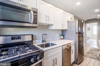 1149 Summit St NE in Washington, DC - Building Photo - Building Photo