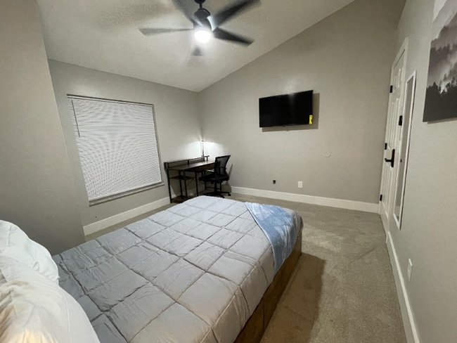 9303 4th Ave in Orlando, FL - Building Photo - Building Photo