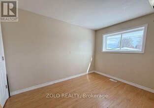 309 Cedar St N in Timmins, ON - Building Photo - Building Photo