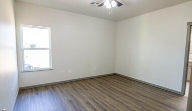 1 Shamrock Cir in Shawnee, OK - Building Photo - Building Photo