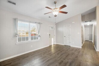 106 Lois Ct in Richlands, NC - Building Photo - Building Photo