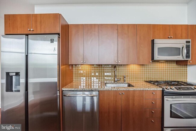 1101 Locust St in Philadelphia, PA - Building Photo - Building Photo