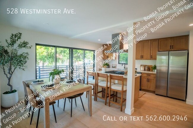 528 Westminster Ave in Los Angeles, CA - Building Photo - Building Photo