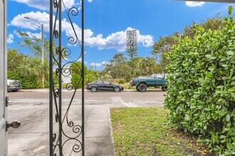 815 N J St in Lake Worth Beach, FL - Building Photo - Building Photo