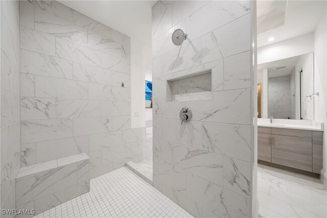 property at 875 6th Ave S