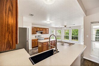 2131 Post Wood Ln in Arlington, TX - Building Photo - Building Photo