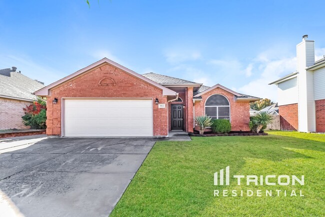 property at 3912 Cannonwood Dr
