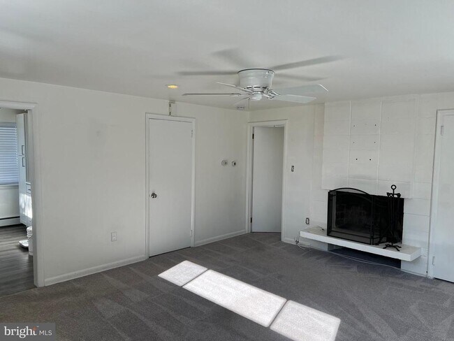 454 Old Lancaster Rd in Haverford, PA - Building Photo - Building Photo