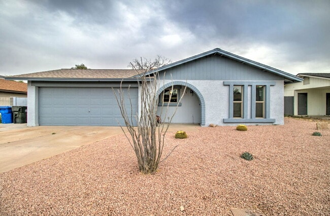 property at 154 E Juniper St