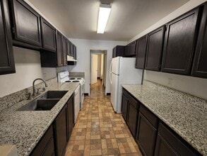 2069 California Ave in Wahiawa, HI - Building Photo - Building Photo