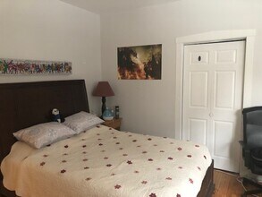 5551 S Kimbark Ave, Unit 1 in Chicago, IL - Foto de edificio - Building Photo