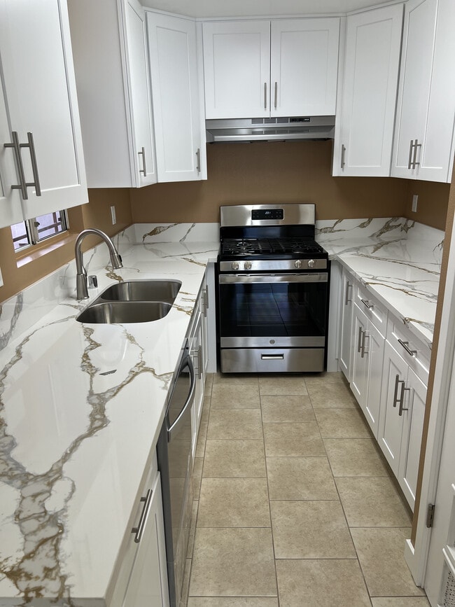 Toland Way Apartments