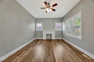 537 S Erie Ave in Wichita, KS - Building Photo - Building Photo