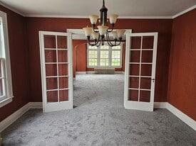 925 Amherst St, Unit Lower