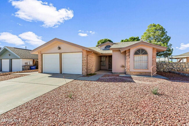 11781 Jennifer Dr