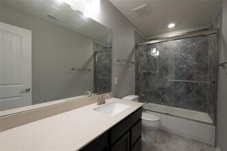 404 Kaden Prince Dr in Pflugerville, TX - Building Photo - Building Photo