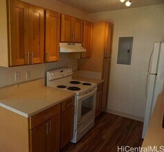 94-1064-1064 Paawalu St in Waipahu, HI - Building Photo - Building Photo