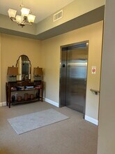 8 Sherwood St in Mansfield, CT - Building Photo - Building Photo