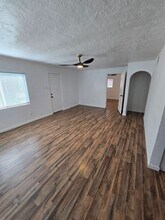 6413 Franciscan St NE in Albuquerque, NM - Building Photo - Building Photo